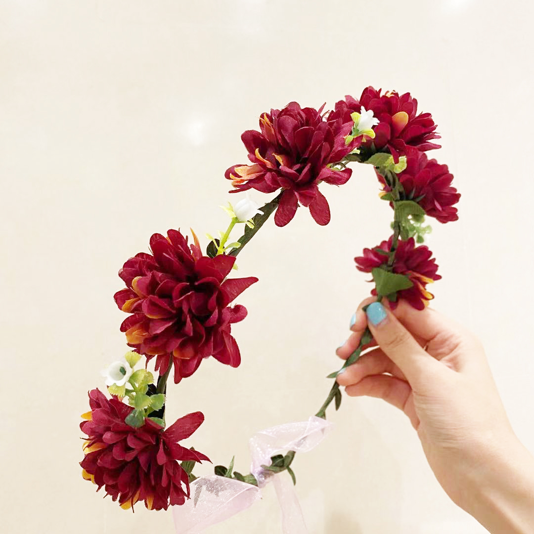 結婚式の写真、花のヘッドバンド、ロマンチックなフェイクローズ - Photography Simulator のレビューと価格