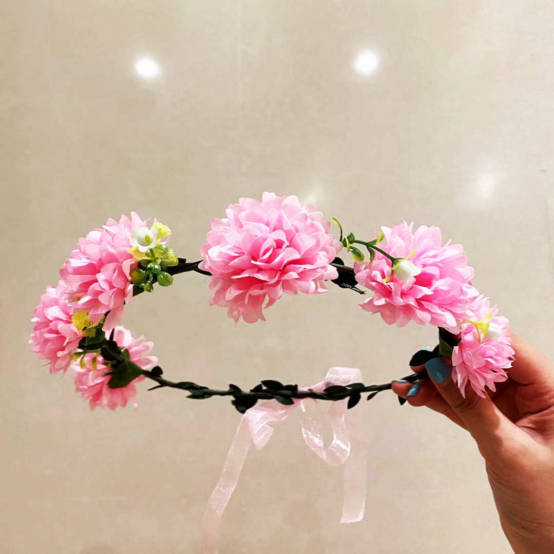 結婚式の写真、花のヘッドバンド、ロマンチックなフェイクローズ - Photography Simulator のレビューと価格